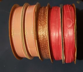 5 Pink Ribbons