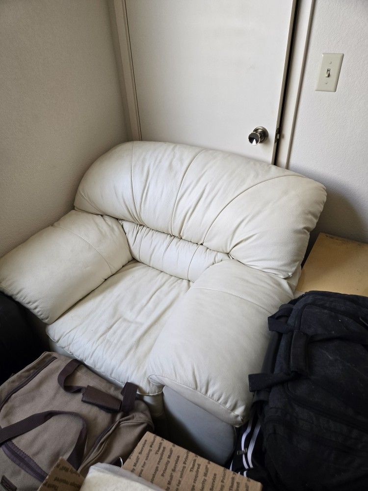 White Leather Armchair – Barely Used