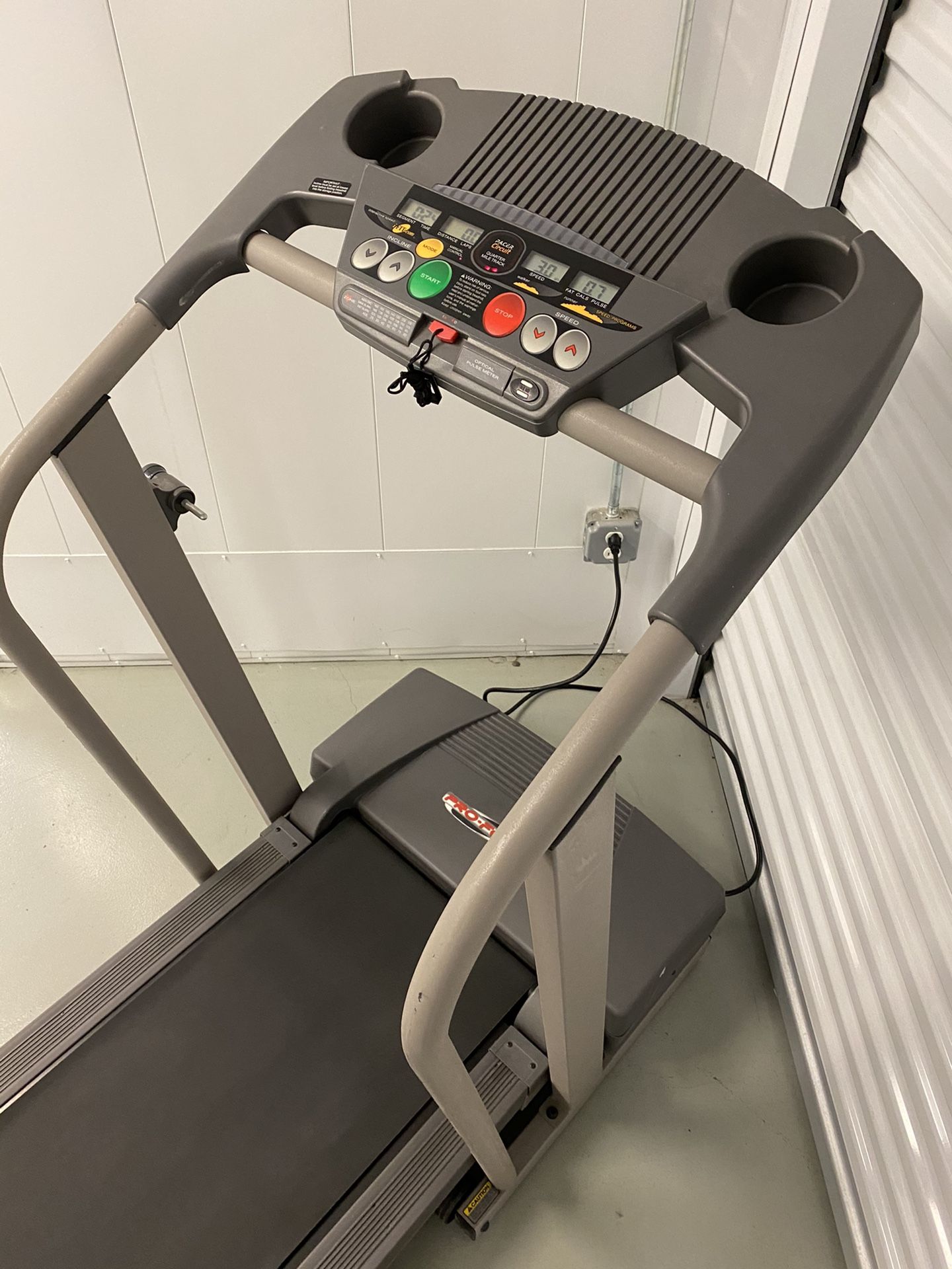 ProForm 380 Treadmill with Power Incline Excellent for Sale in