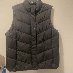 Gap Women's Puffer Vest XXL