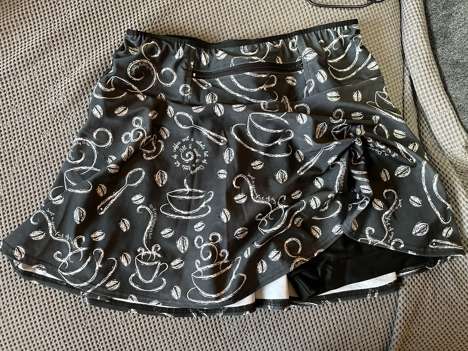 Used, Size Large, Running Skirt With Shorts and Pockets