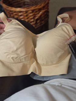 NEW-UnderOutfit 460- Perfect Neckline Bra Adjust Straps-Size L