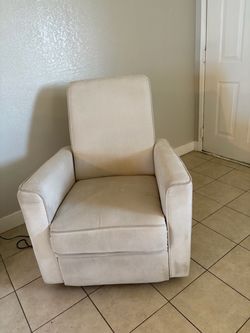 DaVinci Penny Recliner and Swivel Glider.