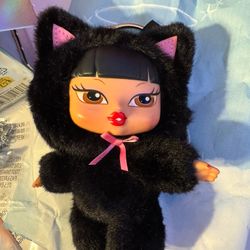 BRATZ BRATZIEZ ICONZ SERIEZ PLUSH KEYCHAIN BLIND BOX - KOOL KAT JADE