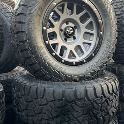 WHEELS PRO COMP 18” BRAND NEW