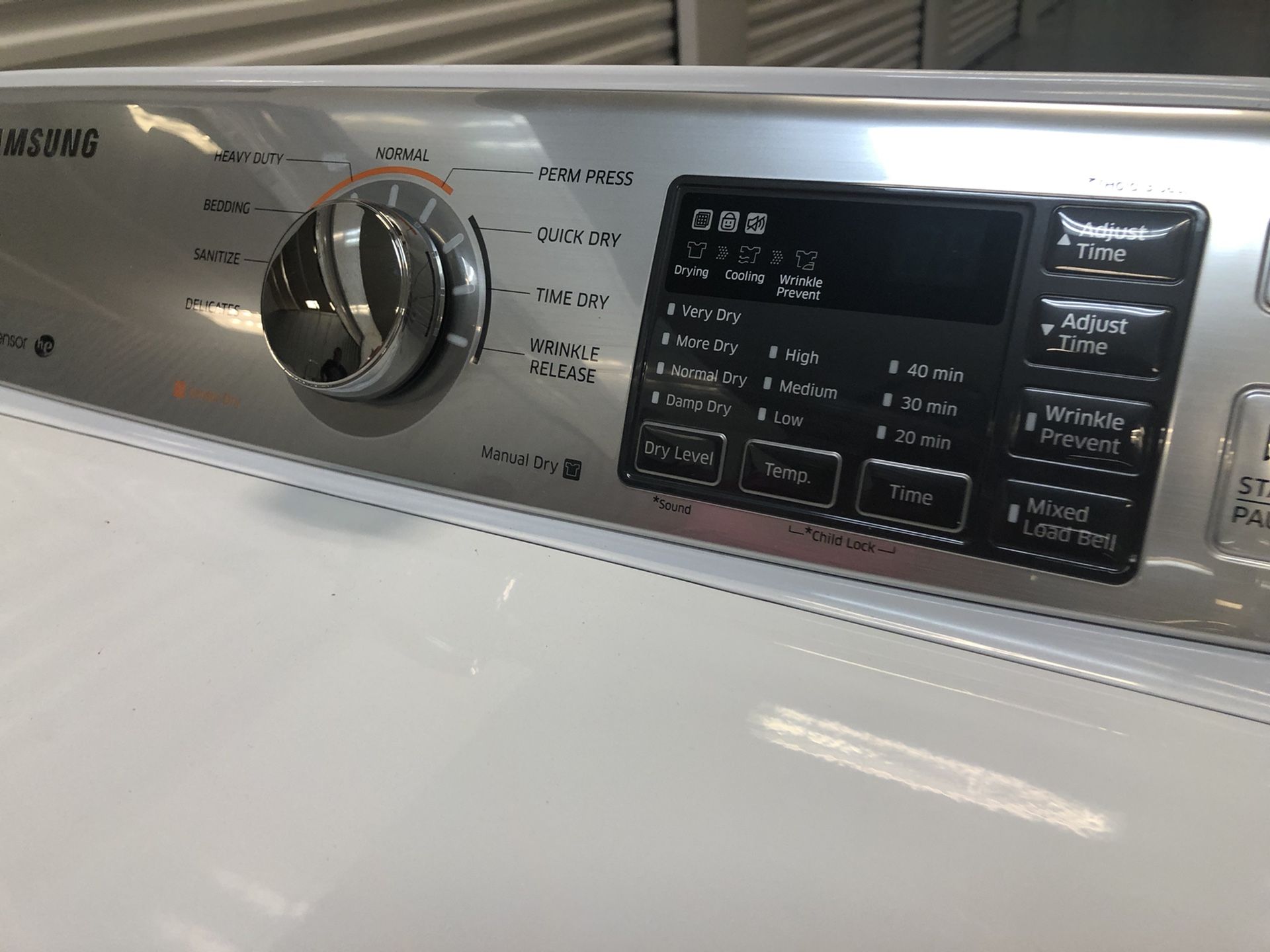 New Samsung Dryer Scratch Dent And Almost New Ge Washer For Sale In