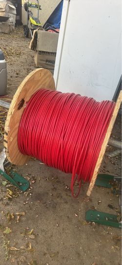 Southwire (By-the-Foot) 4 Black Stranded CU SIMpull THHN Wire