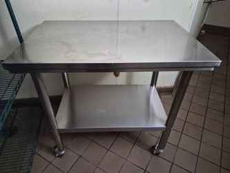 Prep table small with wheels and locks.