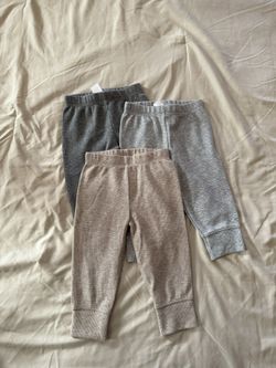 New 6/9M Baby Pants Bundle