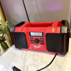 Milwaukee Jobsite Radio
