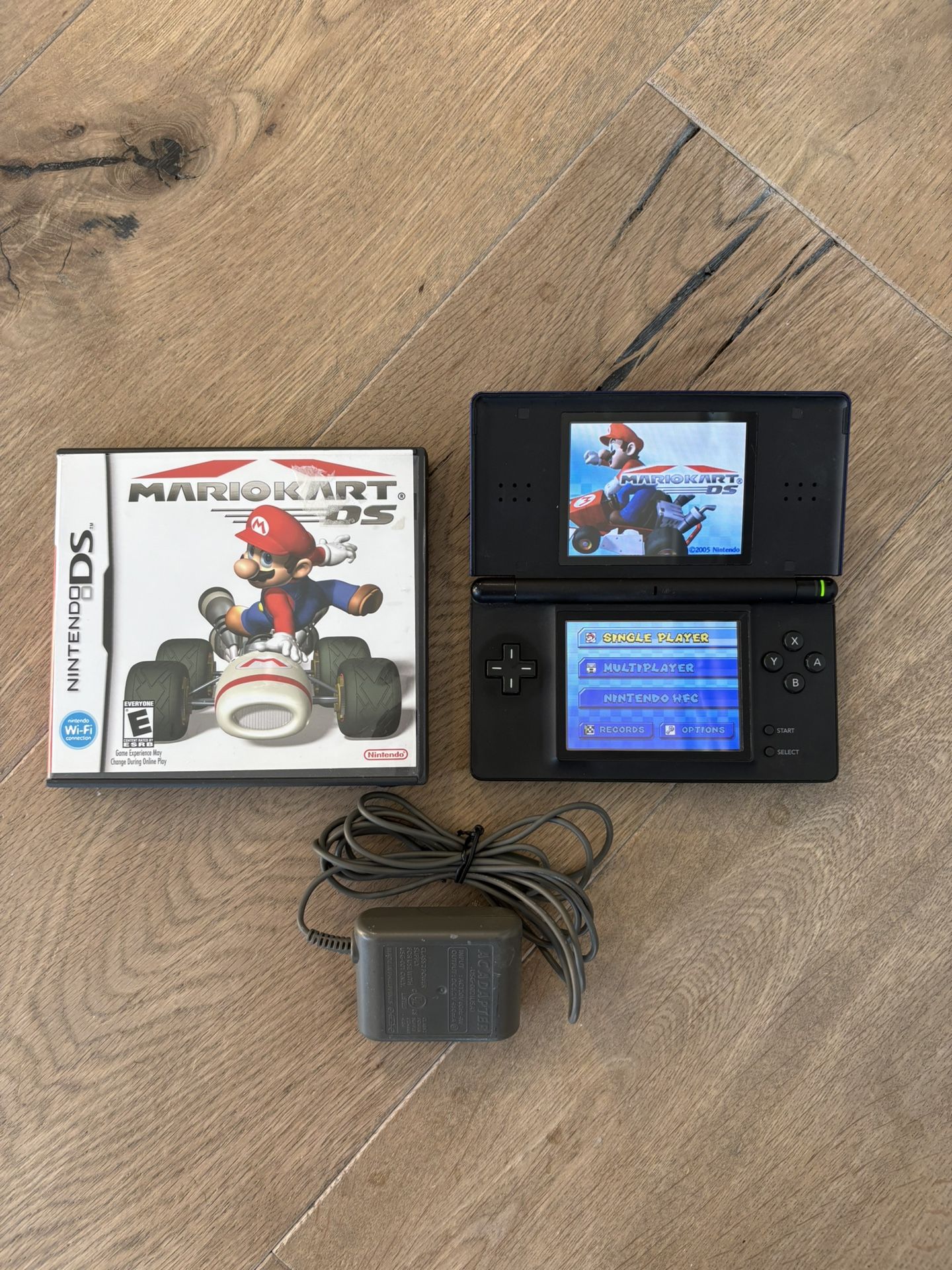 Nintendo Ds Lite With Charger And Game