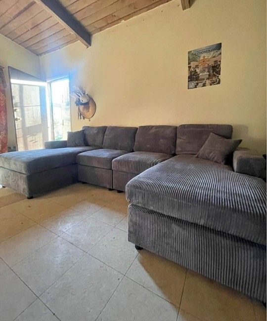 ✅️✅️4 pc fog grey corduroy fabric sectional sofa with double chaise✅️✅️✅️