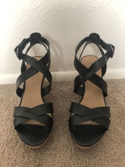 Woman’s Heels Size 8