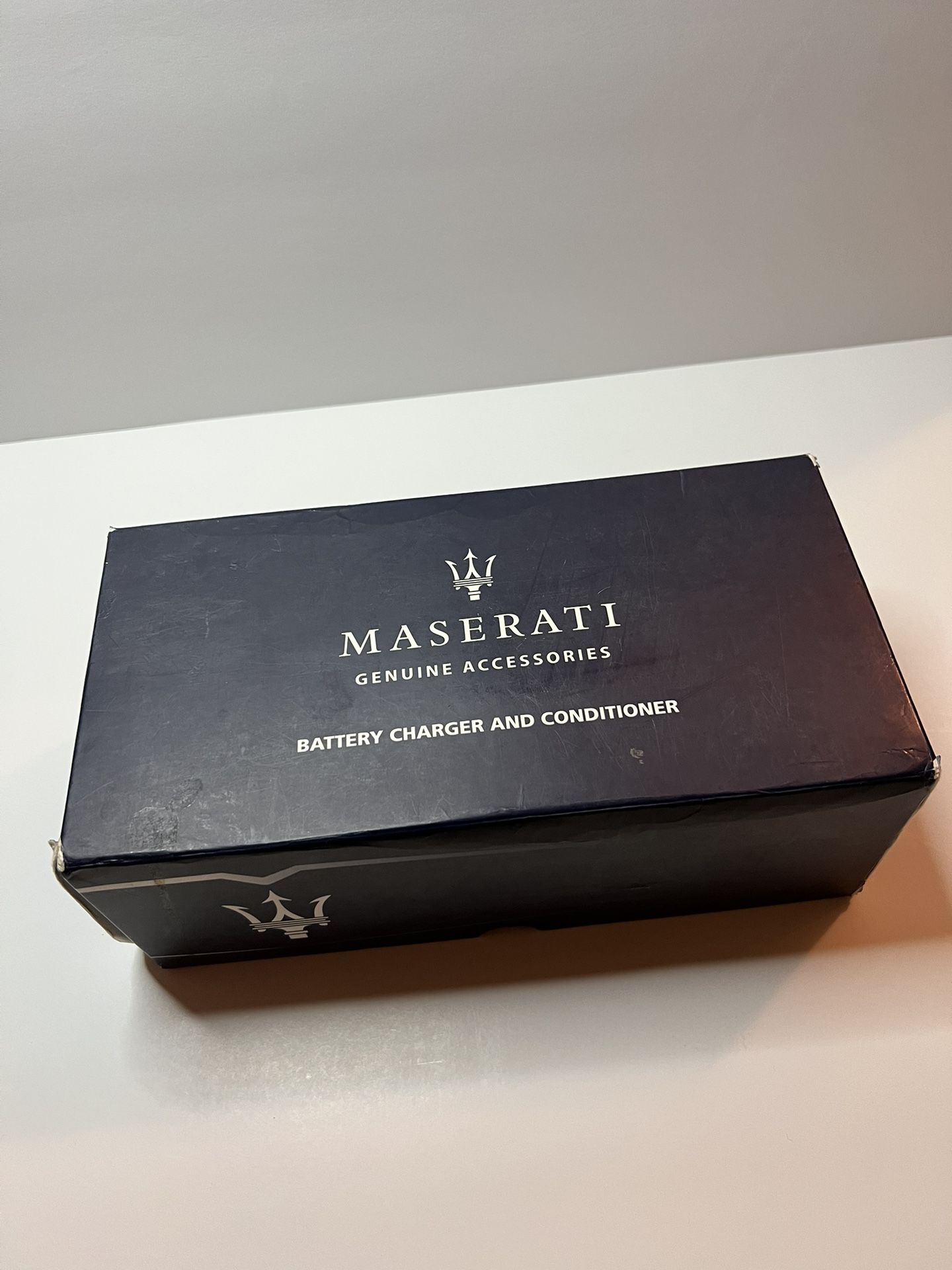Brand New Maserati Genuine Accessories Battery Charger and Conditioner (contact info removed)75
