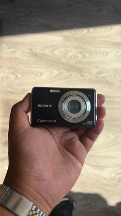 Vintage Sony Cyber-Shot DSC-W230 Digital Camera Digi Cam