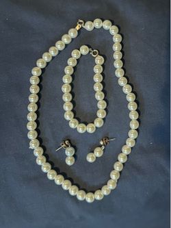 Vintage Faux Pearl Jewelry Set