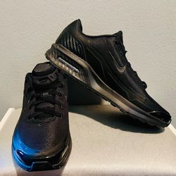 Men’s Nike Air Max Bia Size 10