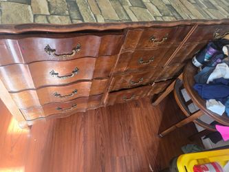 Mueble con 14 espacios