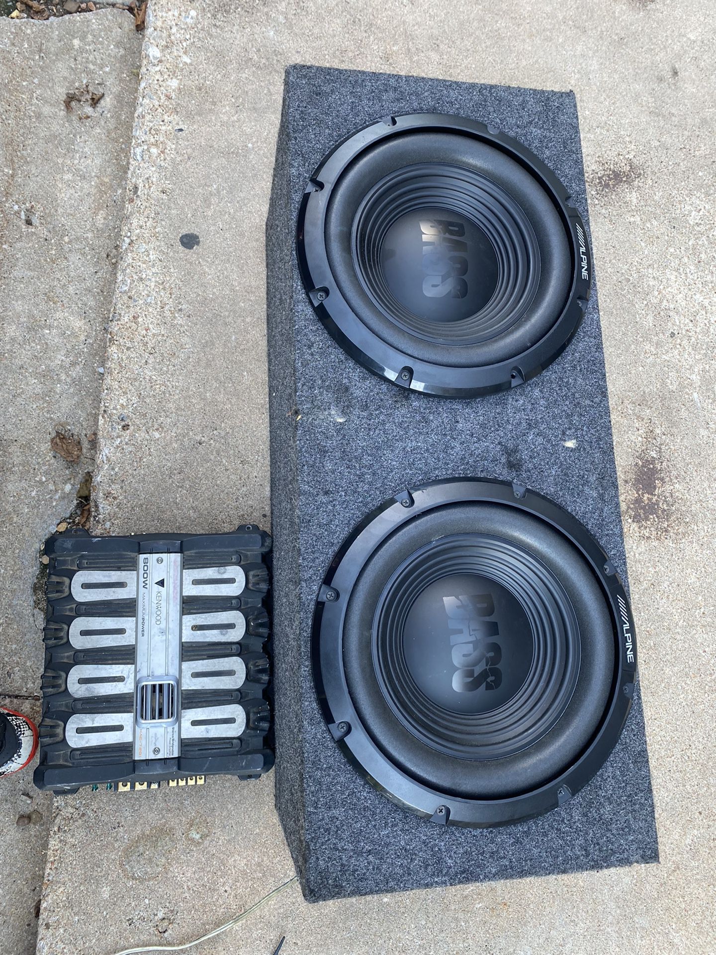 12” Sub Alpine Brand New And Comes With It Amp Is Old 