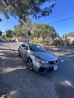 2010 KIA Forte Koup