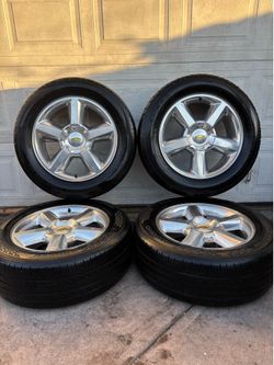 20 inch Chevy Silverado,Tahoe and Suburban  Wheels with 90% tires!!!