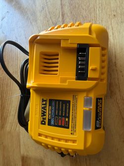 Dewalt fast charger