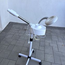 Facial Steamer with magnifying glass 