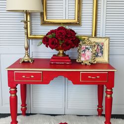 ENTRY TABLE- DESK