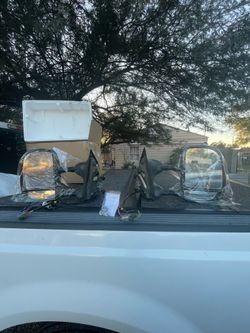 Towing Mirrors for a 2006 F250