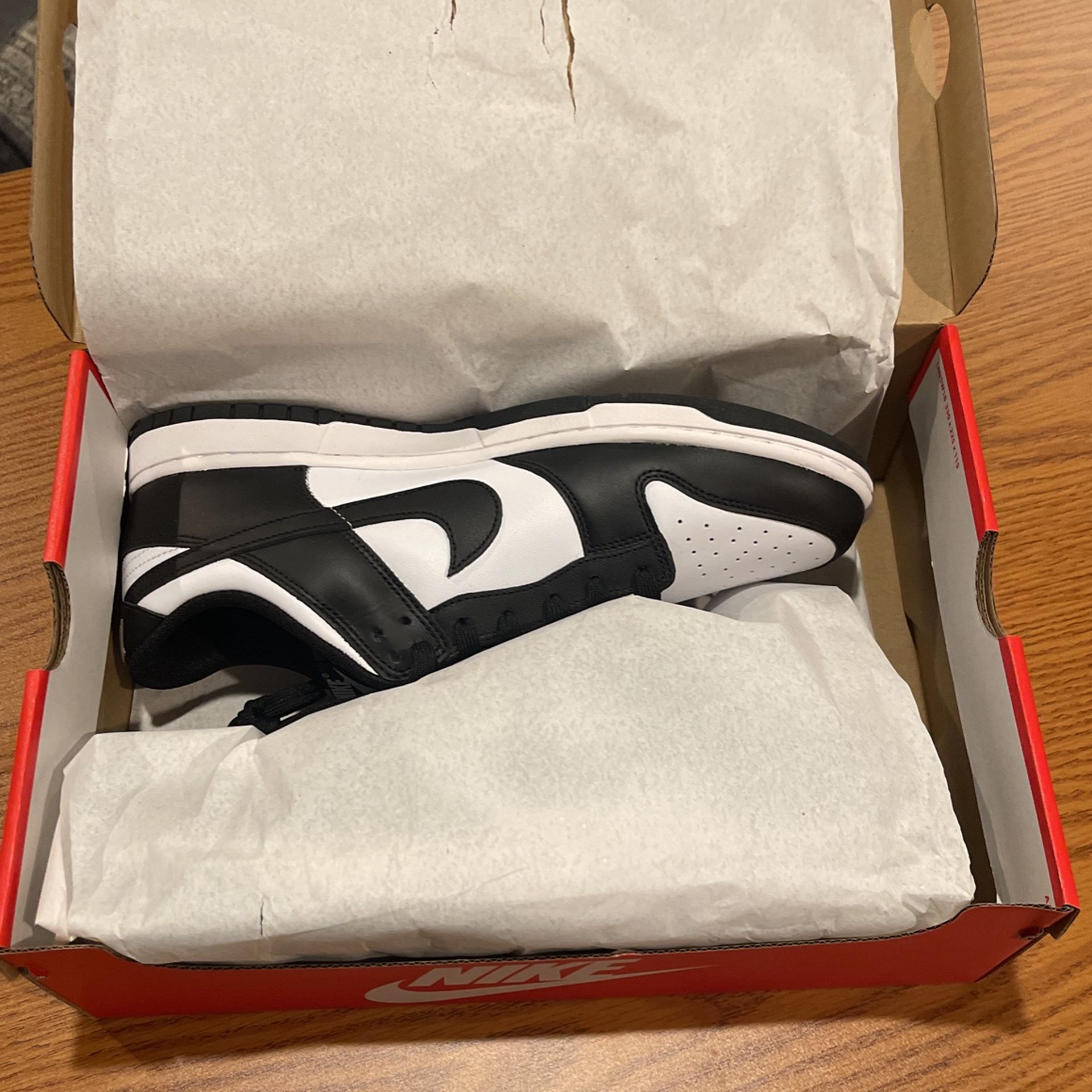 Nike Dunk Low Retro Panda