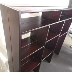 Shelf/TV stand.