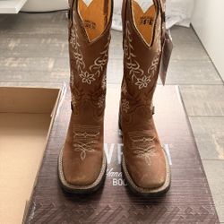 Womens Boots