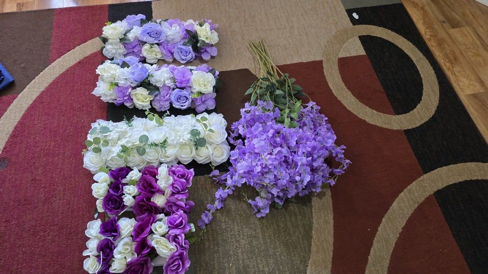 Flower Bed For Wedding And Party Decorations, Roses And Wisteria