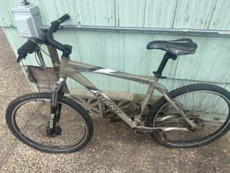 Giant mountain bike  26 inch