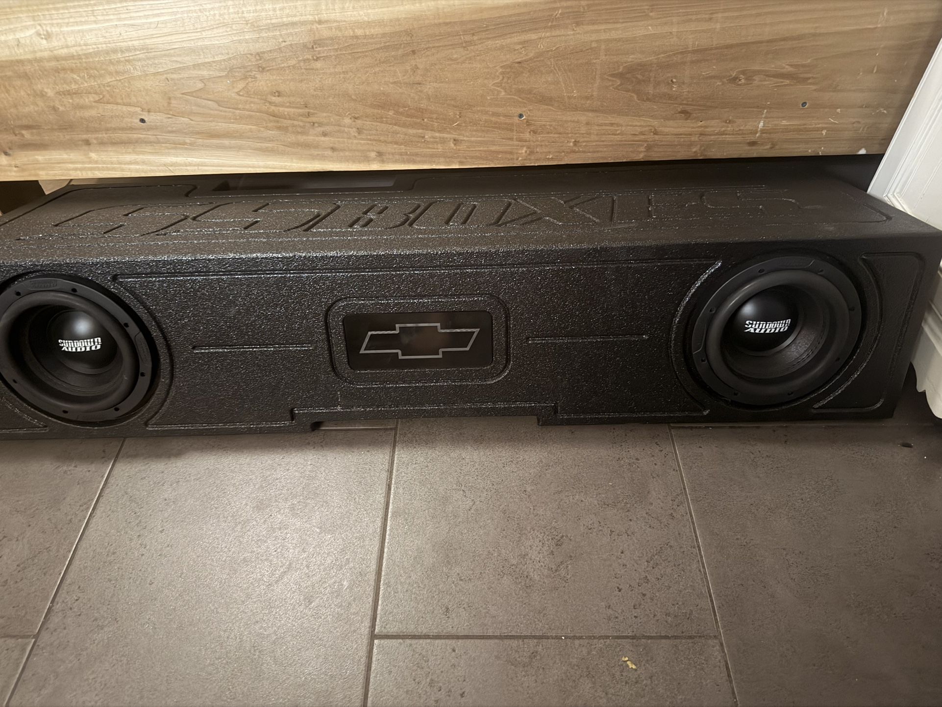 2 Sundowns 8s With Sub Box