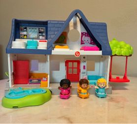 Fisher-Price Little People Friends Together Play House