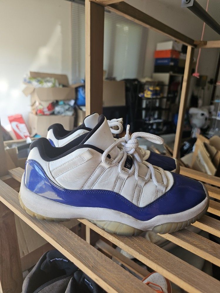 Jordan 11 LOW Concord Sketch Size 10.5 M(100 Percent Full Authentic!)