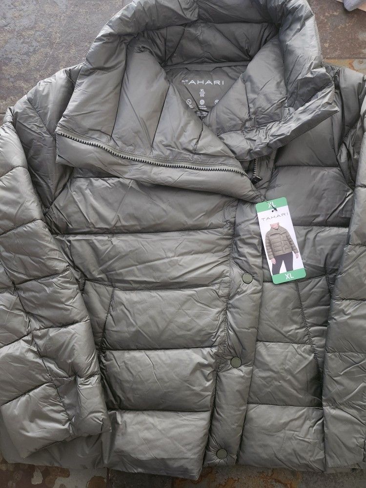 Tahari Womans Olive Green Puffer Jacket Size XL