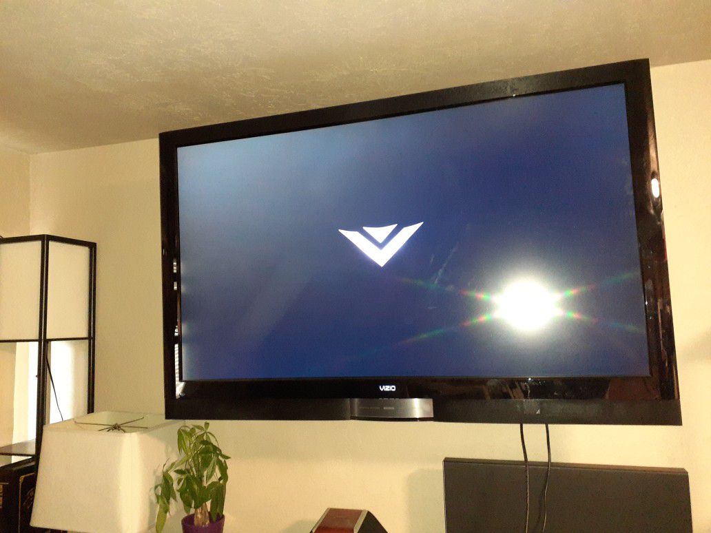 VIZIO 55 inch LCD HDTV Smart TV