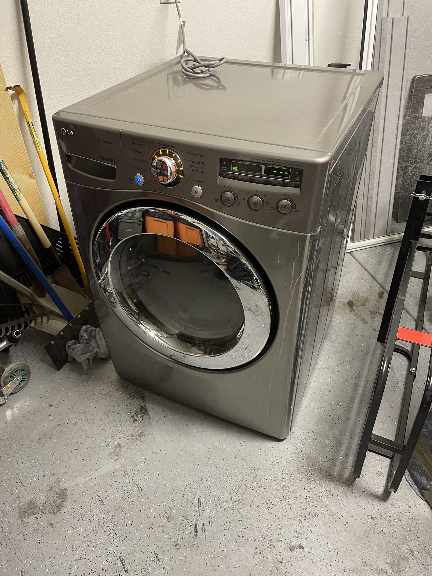 Nice LG Gas Dryer for Sale in Las Vegas, NV OfferUp