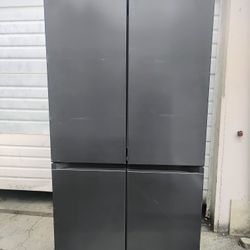 Samsung Refrigerator 36w 28d 72h 