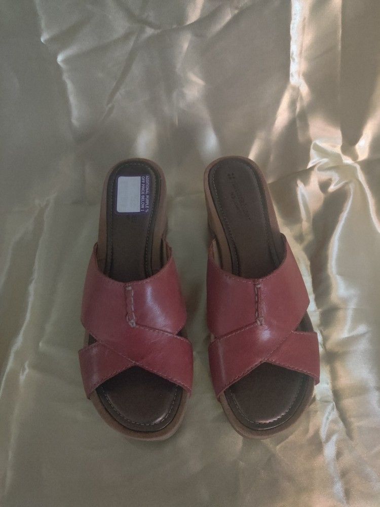 Naturalizer Pengo Sandals