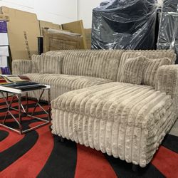 $899 Brand New Corduroy Sectional Made In The USA 🇺🇸 (read description below)
