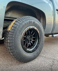 17x9 Rines Y Llantas 285/70/17 AT