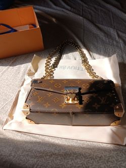 Louis Vuitton Trunkie Sholder Bag Women  Brown
