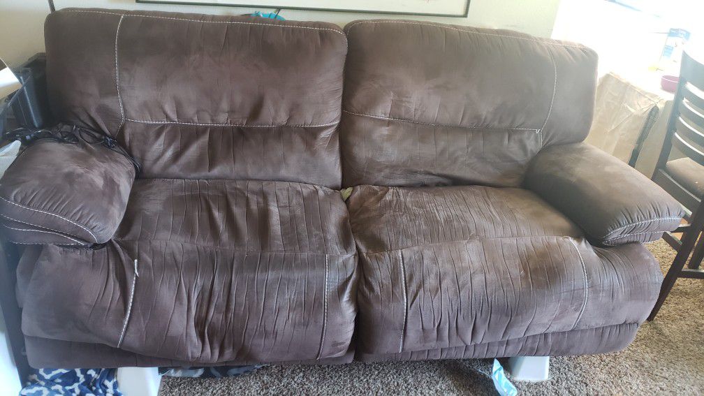 Old Reclining Couch 