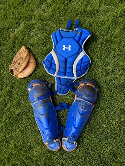 Under Armour Junior Victory Series Age 9-13 Catcher’s Gear!  Leg Guards | UALG2-JRVS 13”, NOCSAE Approved Catcher's Chest Protector Junior 14.5" UACPC