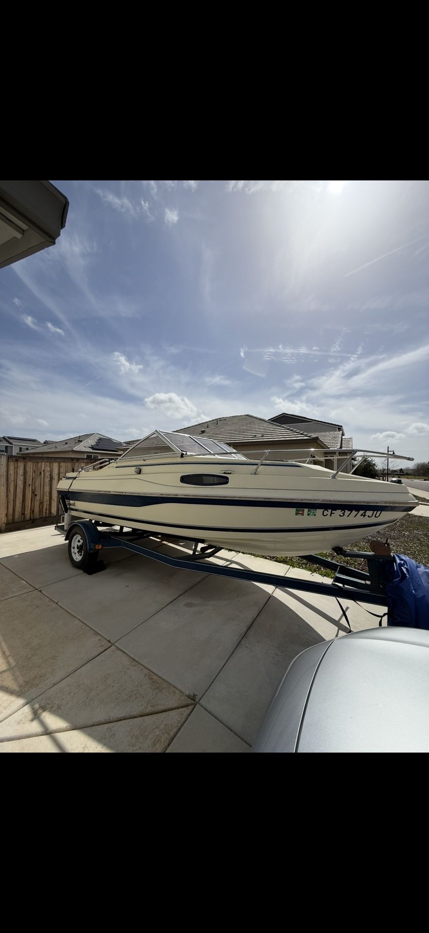 1988 Seaswirl Sierra Cuddy Cabin