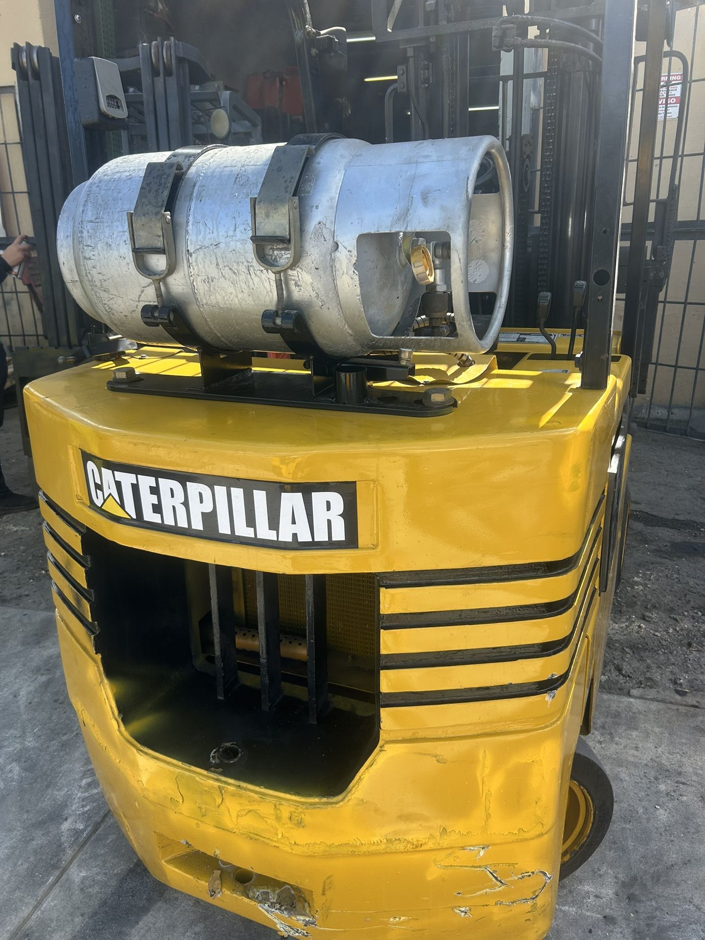 Forklift Caterpillar 5000 Lbs
