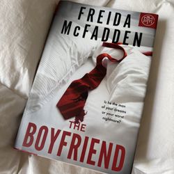 📚 “The Boyfriend” by Freida McFadden – Thriller You Can’t Put Down!